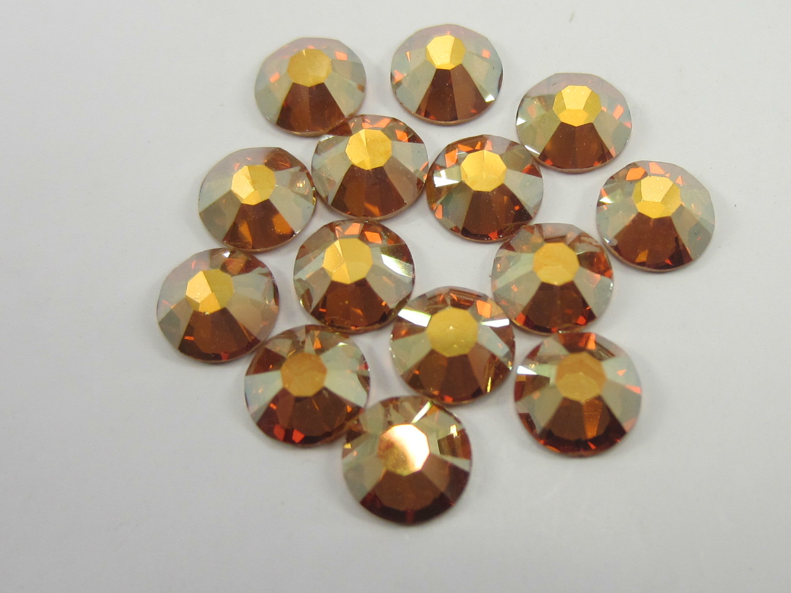 72 pcs. 20ss CRYSTAL SUNRISE (maxima) FLATBACK PRECIOSA Rhinestones